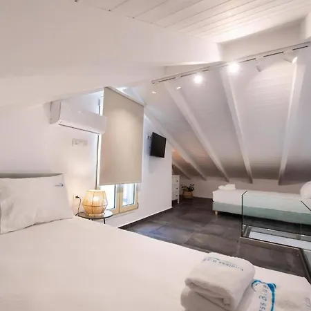 펜션 Serene Retreat In Nikiana, Greece - Your Perfect Getaway